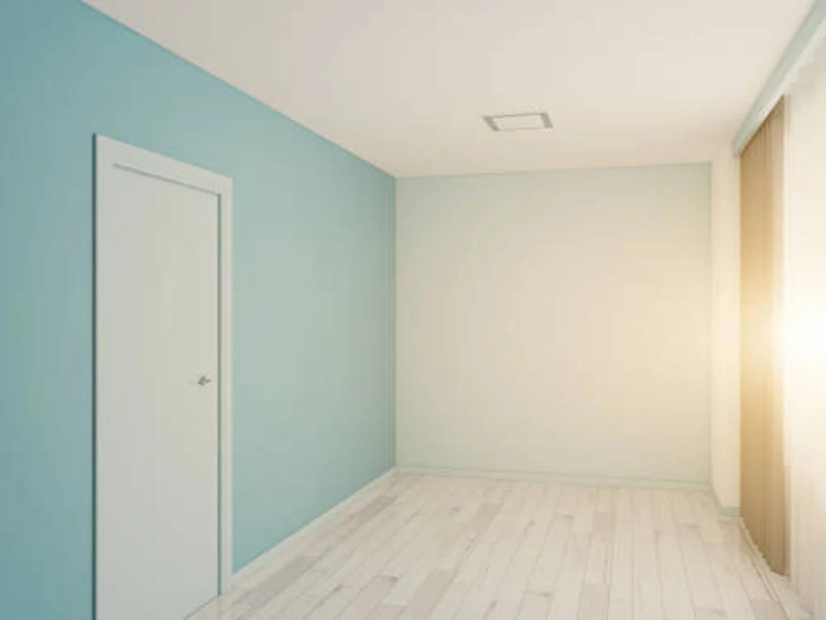 interior-painting-empty-room-pale-darlington-decorators Pale empty room interior painting in Darlington